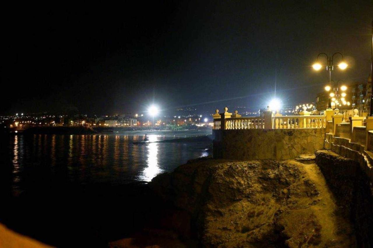 Primera Linea Con Preciosas Vistas Al Mar Меленара Екстериор снимка